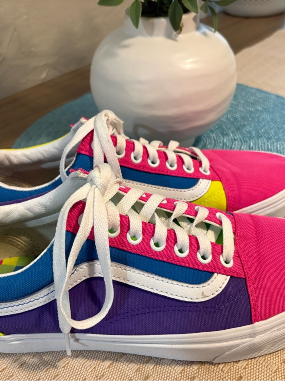 VANS Canvas Sneakers in Pink, Blue & Yellow Women’s size 11 Men’s size 9.5 - Picture 2 of 16
